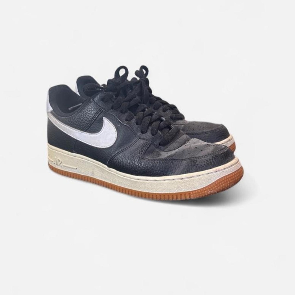 Nike Air Force 1 Black White Gum Sole Sneakers Mens 8